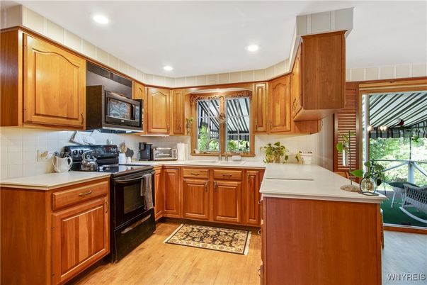 Interior, Kitchen, Recessed Lighting, Wood Texture Flooring