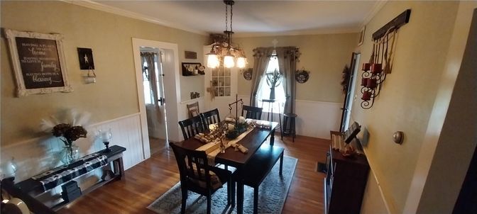Dining room, Fireplace, Interior, Pendant Lights, Wood Texture Flooring