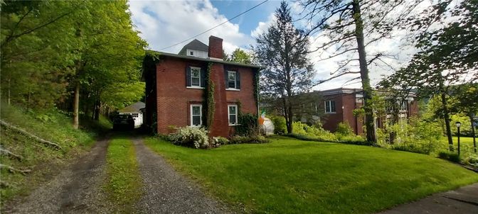 Backyard, Exterior, Facade, Brick Facade, Georgian