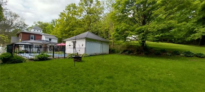 Backyard, Detached Garage, Exterior