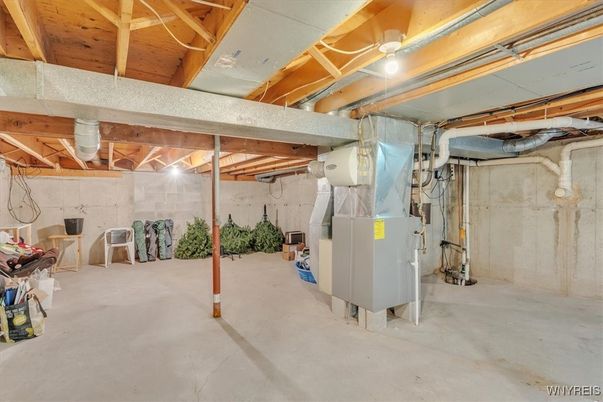 Interior, Washer, Wooden Beams, Wooden Ceilings