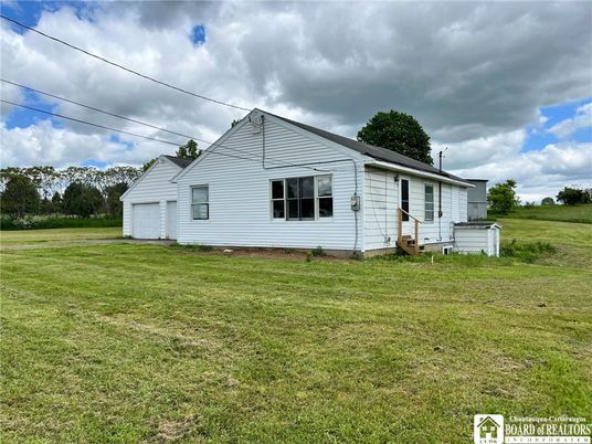Backyard, Detached Garage, Exterior