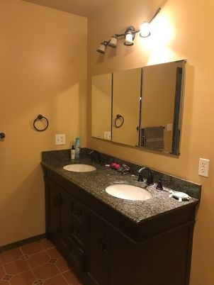Bathroom, Dual Sink Vanities, Interior