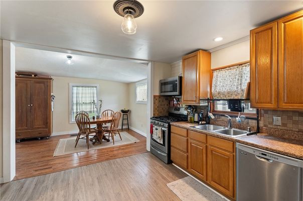 Dining room, Interior, Kitchen, Recessed Lighting, Wood Texture Flooring