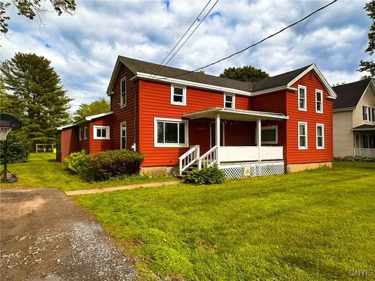 Backyard, Exterior, Facade, Cape Cod