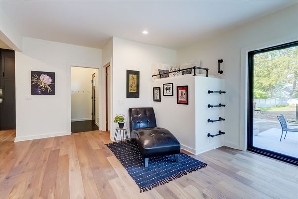 Interior, Recessed Lighting, Wood Texture Flooring