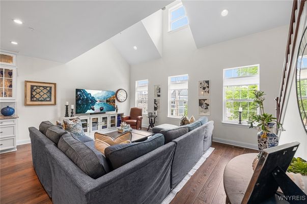 Interior, Living room, Recessed Lighting, Wood Texture Flooring