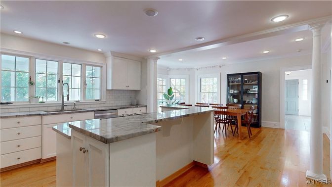 Dining room, Interior, Kitchen, Recessed Lighting, Wood Texture Flooring
