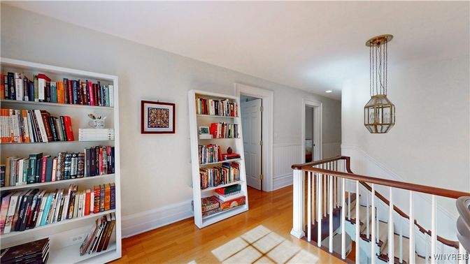 Interior, Pendant Lights, Recessed Lighting, Wood Texture Flooring