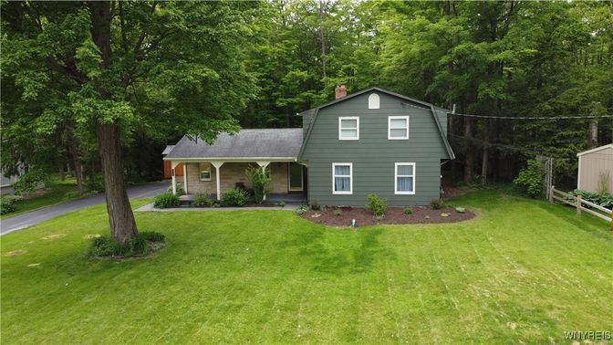 Backyard, Exterior, Facade, Ranch