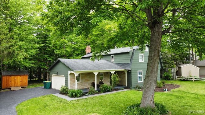 Backyard, Detached Garage, Exterior