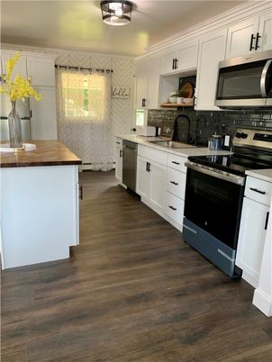 Interior, Kitchen, Stainless Steel Appliances, Wood Texture Flooring