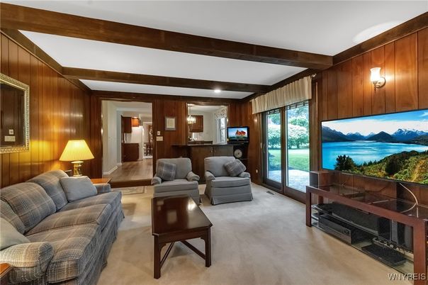 Interior, Living room, Recessed Lighting, Wooden Beams, Wooden Walls