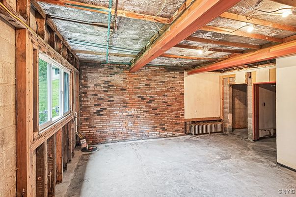 Empty room, Interior, Stone Walls, Wooden Beams