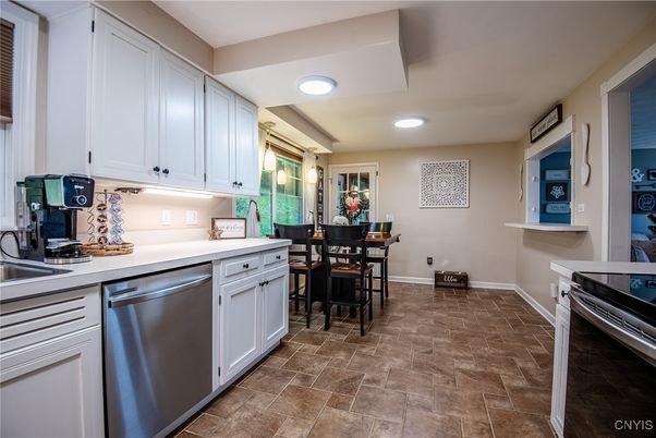 Dining room, Interior, Kitchen, Recessed Lighting