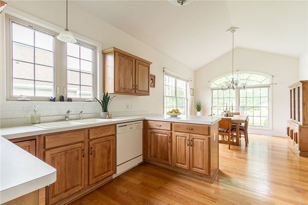 Dining room, Interior, Kitchen, Pendant Lights, Wood Texture Flooring