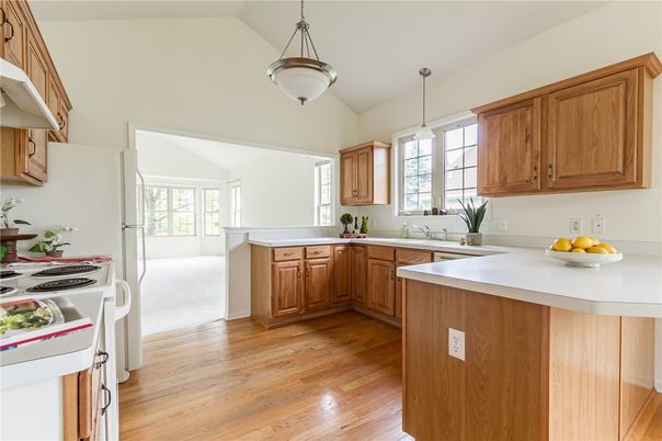 Interior, Kitchen, Pendant Lights, Wood Texture Flooring