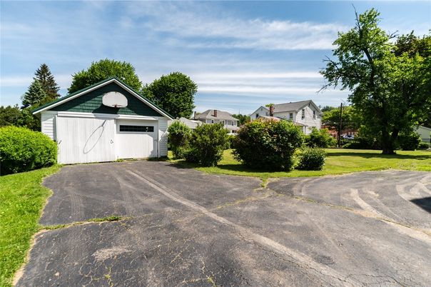 Backyard, Detached Garage, Exterior