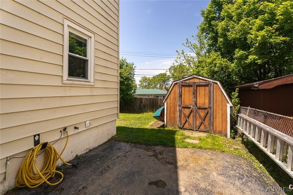 Backyard, Exterior