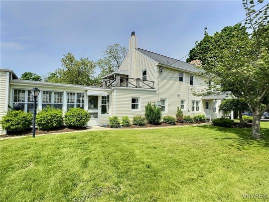 Backyard, Exterior, Facade, Farmhouse