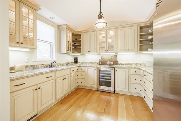 Interior, Kitchen, Pendant Lights, Stainless Steel Appliances, Wood Texture Flooring