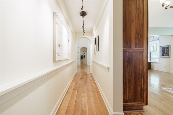 Interior, Pendant Lights, Wood Texture Flooring