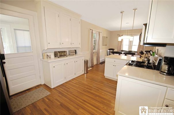 Dining room, Interior, Kitchen, Pendant Lights, Wood Texture Flooring