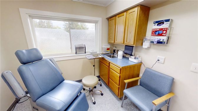 Home Office, Interior