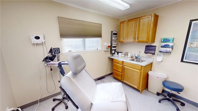 Home Office, Interior
