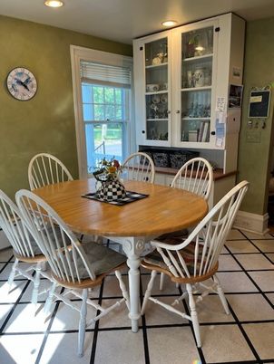 Dining room, Interior, Recessed Lighting