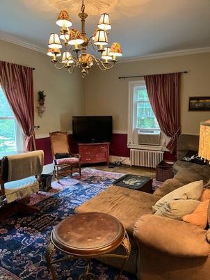 Chandelier, Interior, Living room