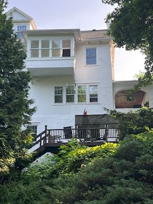 Exterior, Facade, Rowhouse