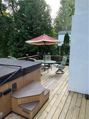 Exterior, Hot Tub