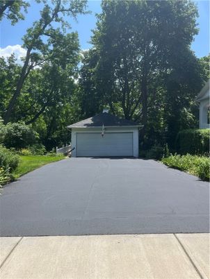 Detached Garage, Exterior
