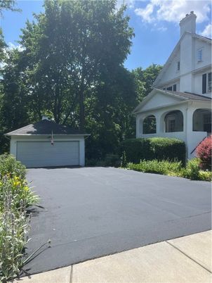 Detached Garage, Exterior