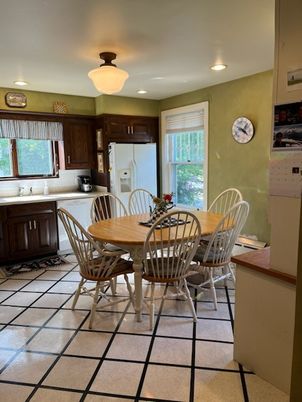 Dining room, Interior, Kitchen, Recessed Lighting