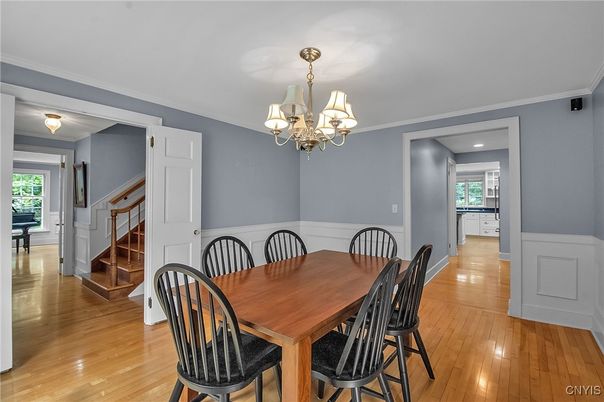 Chandelier, Dining room, Interior, Recessed Lighting, Wood Texture Flooring