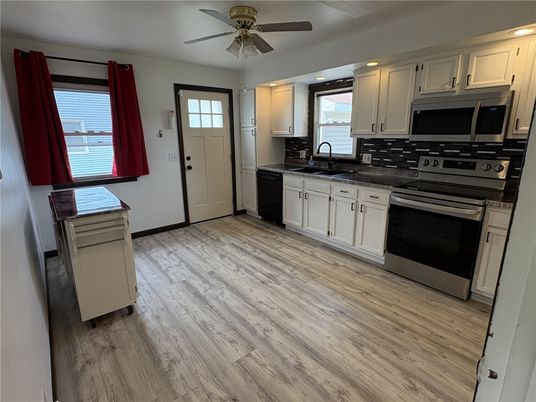 Interior, Kitchen, Stainless Steel Appliances, Wood Texture Flooring