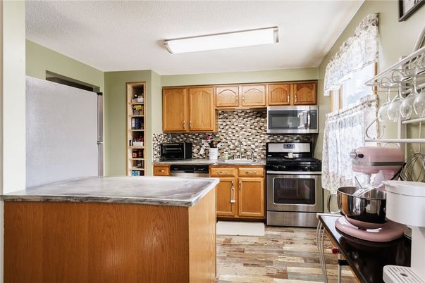 Interior, Kitchen, Stainless Steel Appliances, Wood Texture Flooring