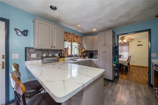 Dining room, Interior, Kitchen, Recessed Lighting, Wood Texture Flooring