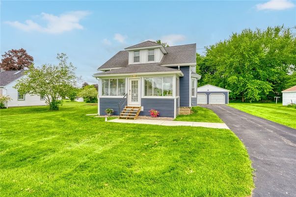 Backyard, Detached Garage, Exterior, Facade, American Foursquare