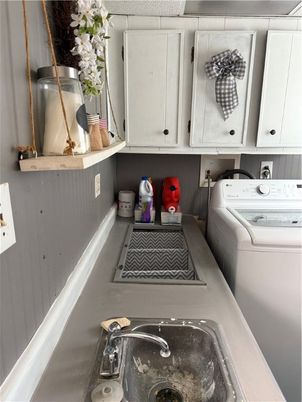 Interior, Washer
