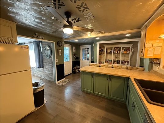 Interior, Kitchen, Recessed Lighting, Wood Texture Flooring