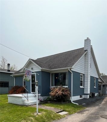 Backyard, Exterior, Facade, Ranch