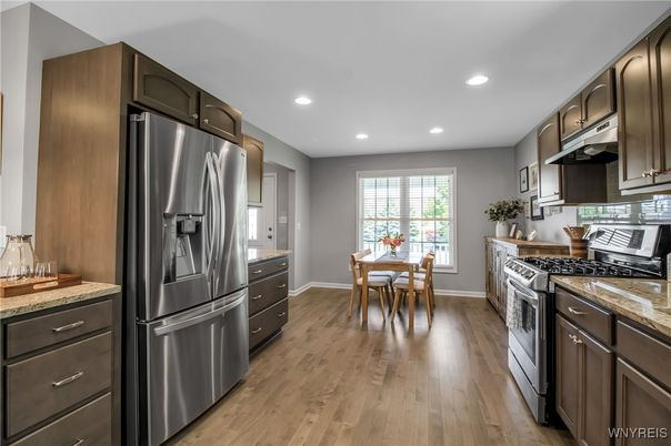 Dining room, Interior, Kitchen, Recessed Lighting, Wood Texture Flooring