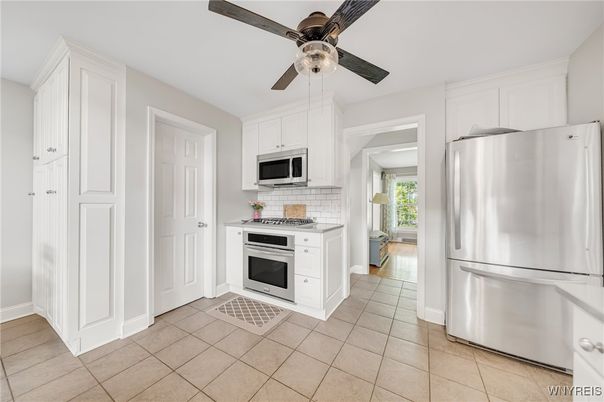 Interior, Kitchen, Stainless Steel Appliances