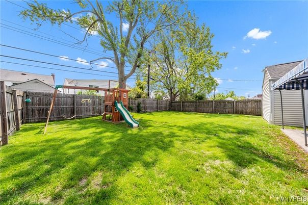 Backyard, Exterior, Playground