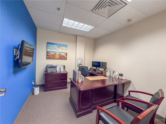Home Office, Interior