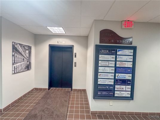 Elevator, Interior