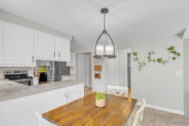 Dining room, Interior, Kitchen, Pendant Lights